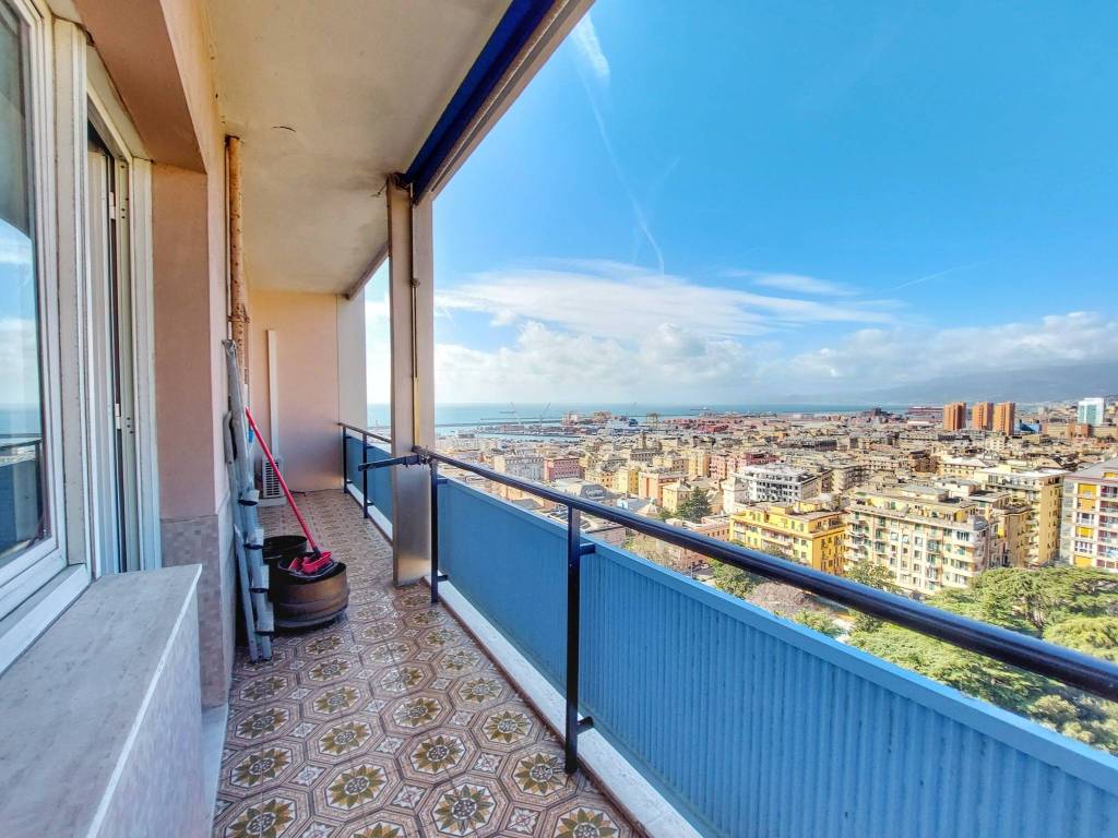 Appartamento a Genova in Corso Onofrio Scassi - Foto 3