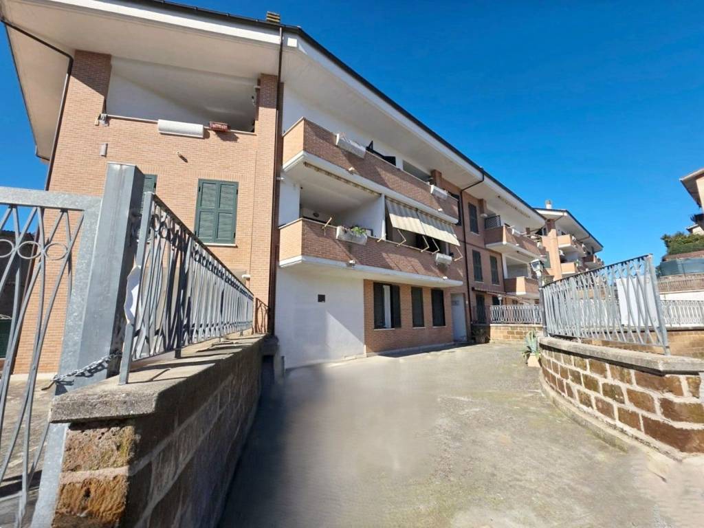 Appartamento a Campagnano di roma in Via Unità d'Italia - Foto 4