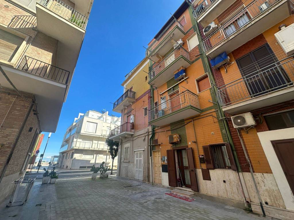 Appartamento a Margherita di savoia in Via Forno Vecchio - Foto 2