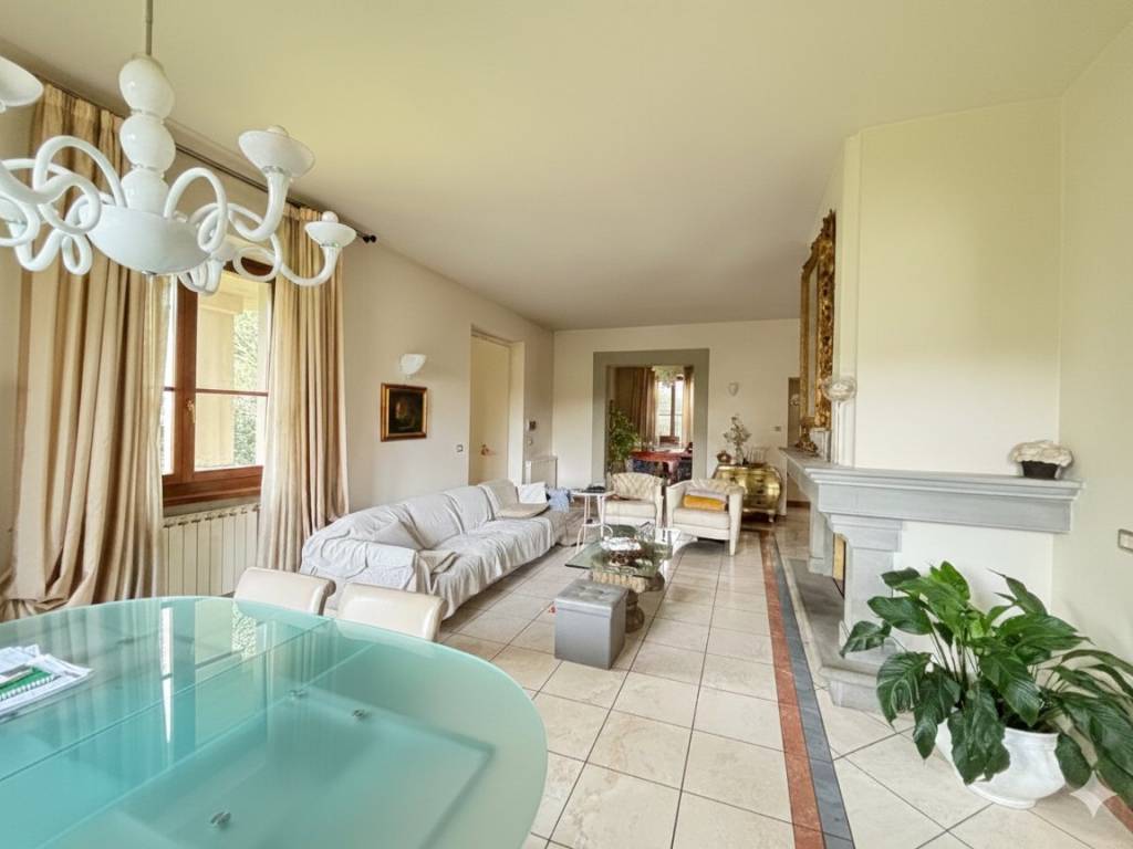 Villa a Subbiano in Viale Europa, 82 - Foto 2