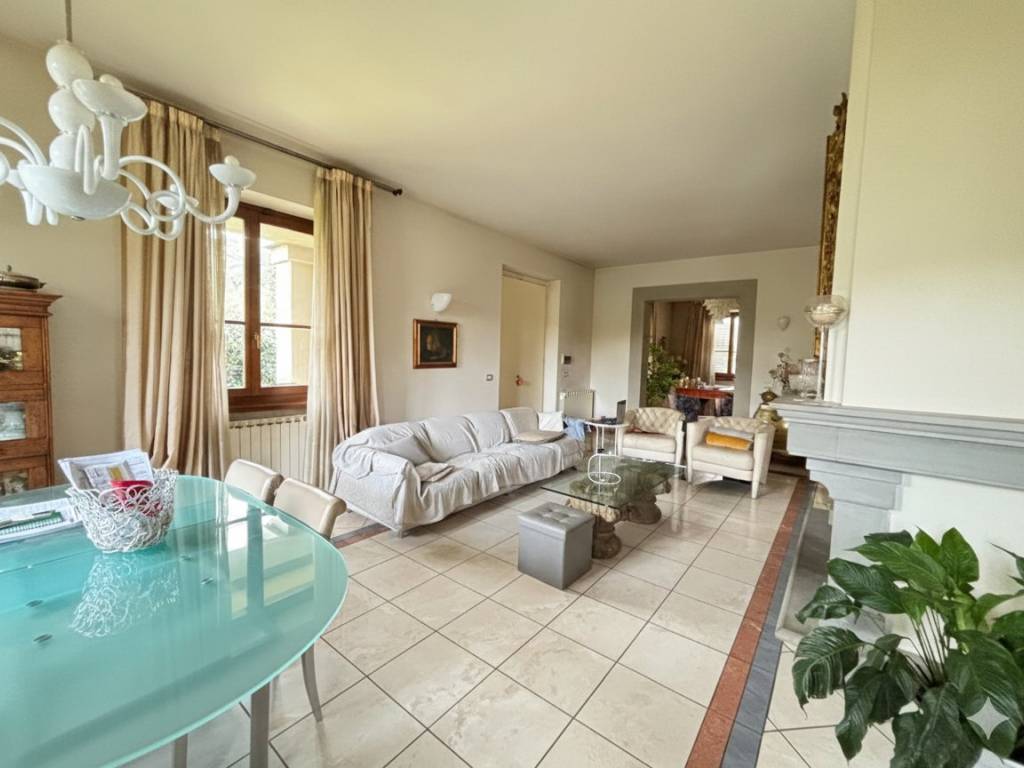 Villa a Subbiano in Viale Europa, 82 - Foto 3