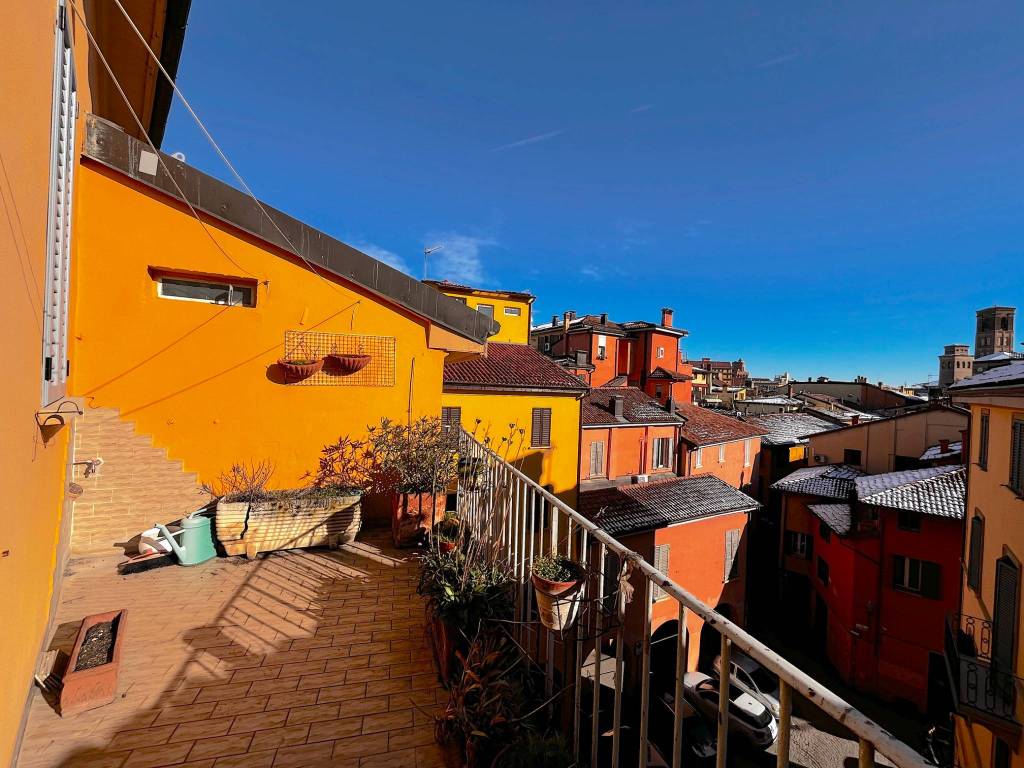 Appartamento a Bologna in Via Guglielmo Oberdan - Foto 2