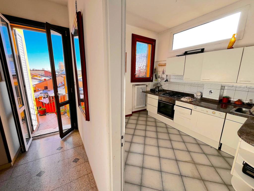 Appartamento a Bologna in Via Guglielmo Oberdan - Foto 4