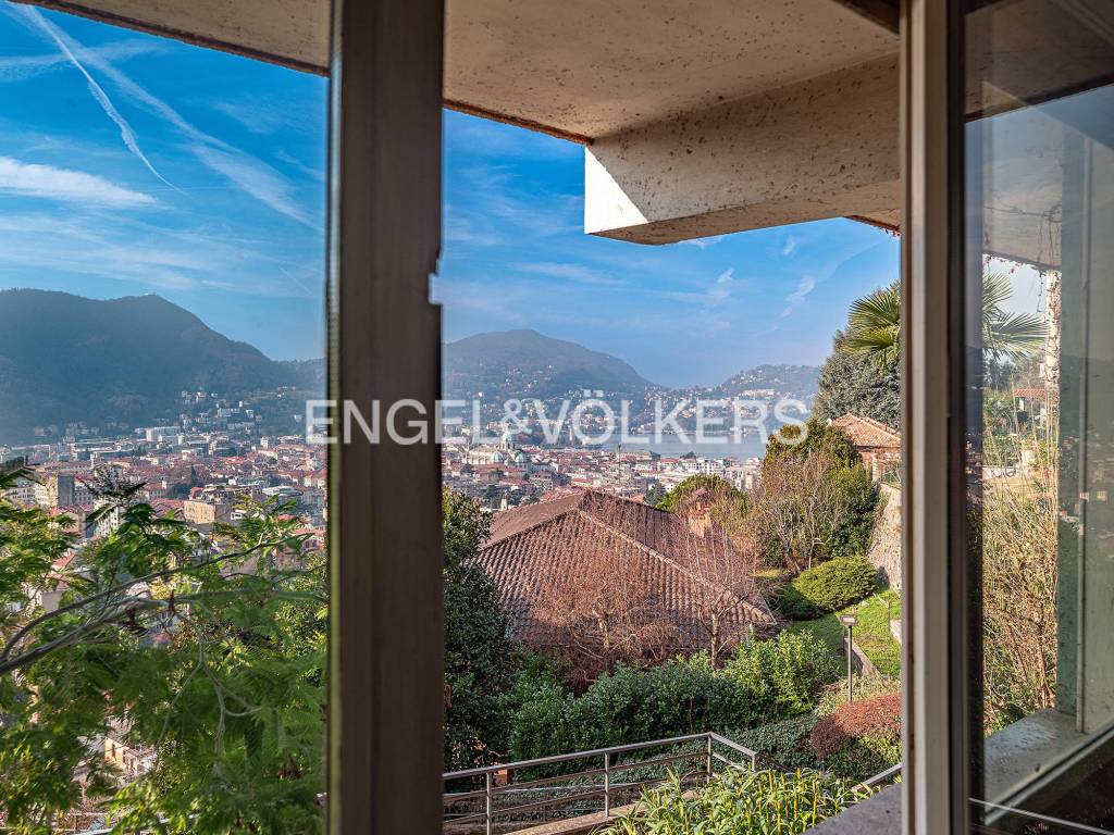 Appartamento a Como in Via per Brunate, 13 - Foto 2