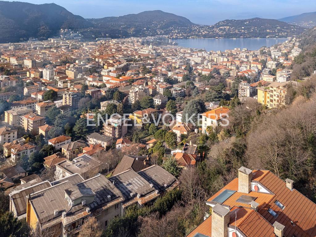 Appartamento a Como in Via per Brunate, 13 - Foto 3