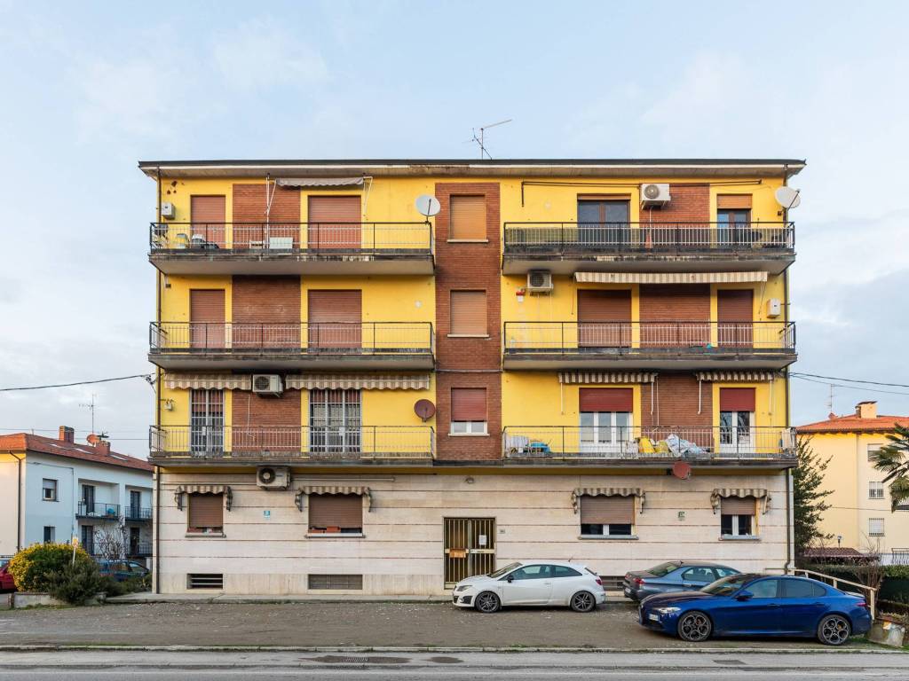 Appartamento a Valsamoggia in Via Provinciale, 188 - Foto 2