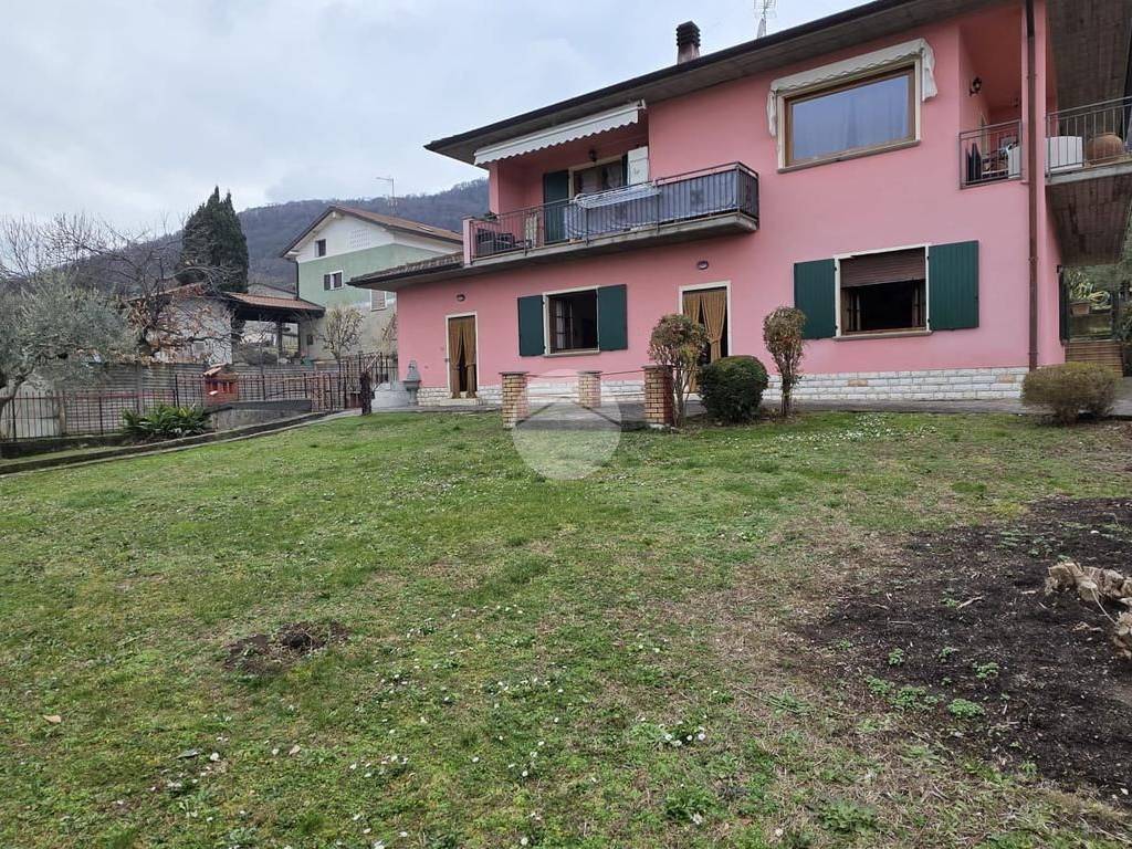 Villa a Corte franca in Via Verdi, 29 - Foto 5
