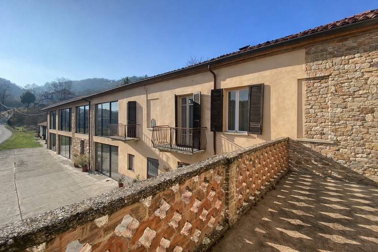 Rustico / casale a Alba in Strada Sottoripa, 94 - Foto 3