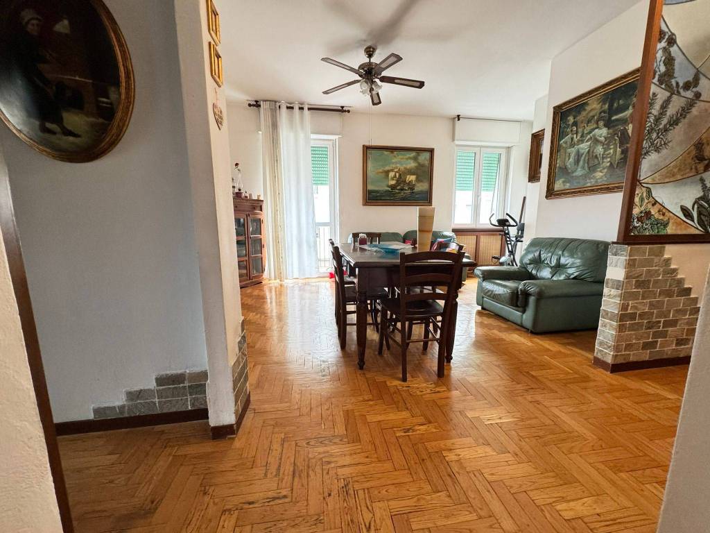 Appartamento a Monza in Via Gaetana Agnesi, 7 - Foto 2