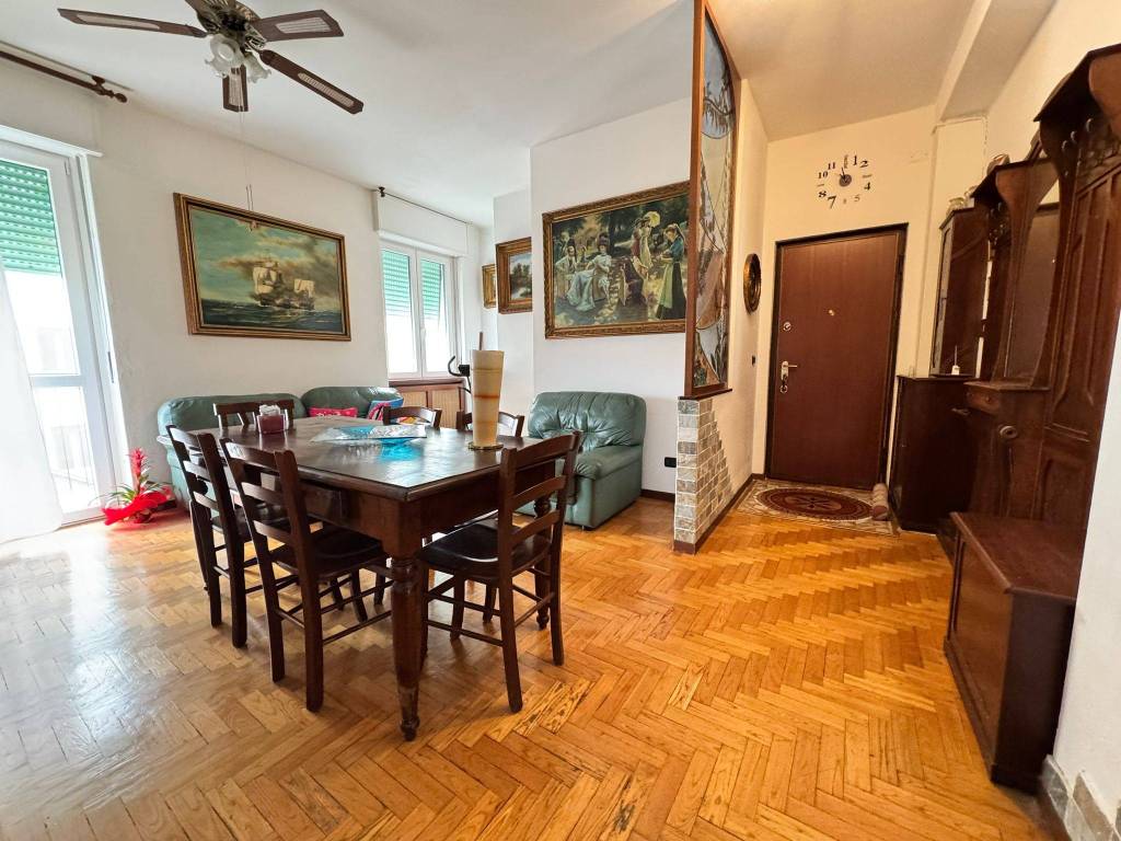 Appartamento a Monza in Via Gaetana Agnesi, 7 - Foto 4