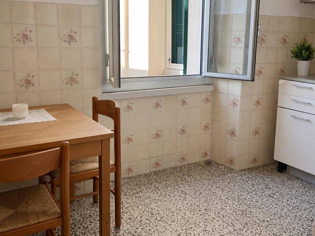 Appartamento a Genova in Via Giuditta Tavani - Foto 4