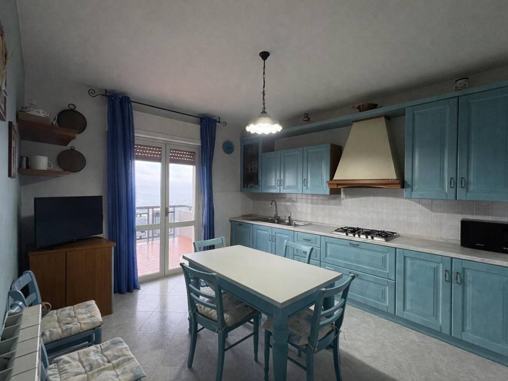 Appartamento a Catanzaro in Via Biagio Miraglia - Foto 4