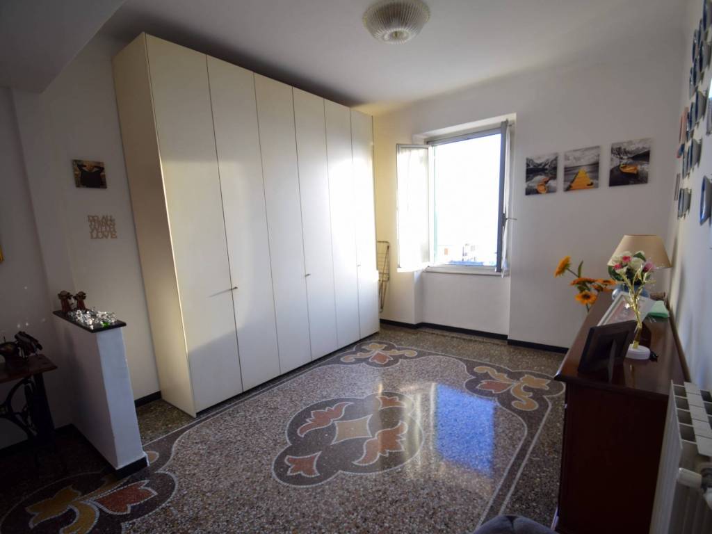 Appartamento a Genova in Via Gaspare Buffa, 10 - Foto 5