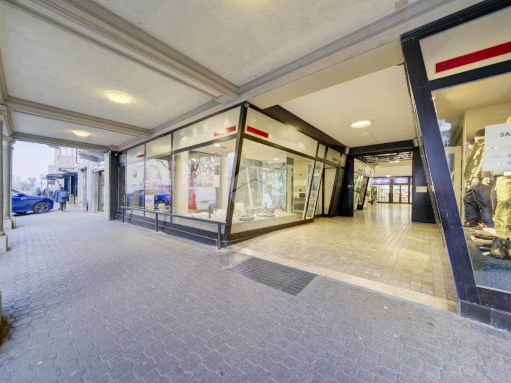 Immobile a Rivoli in PIAZZA MARTIRI DELLA LIBERTA', 5 - Foto 3