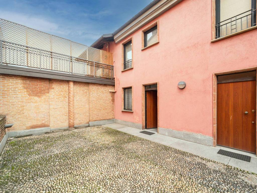 Appartamento a Moncalieri in Via Vittorio Alfieri, 3 - Foto 4