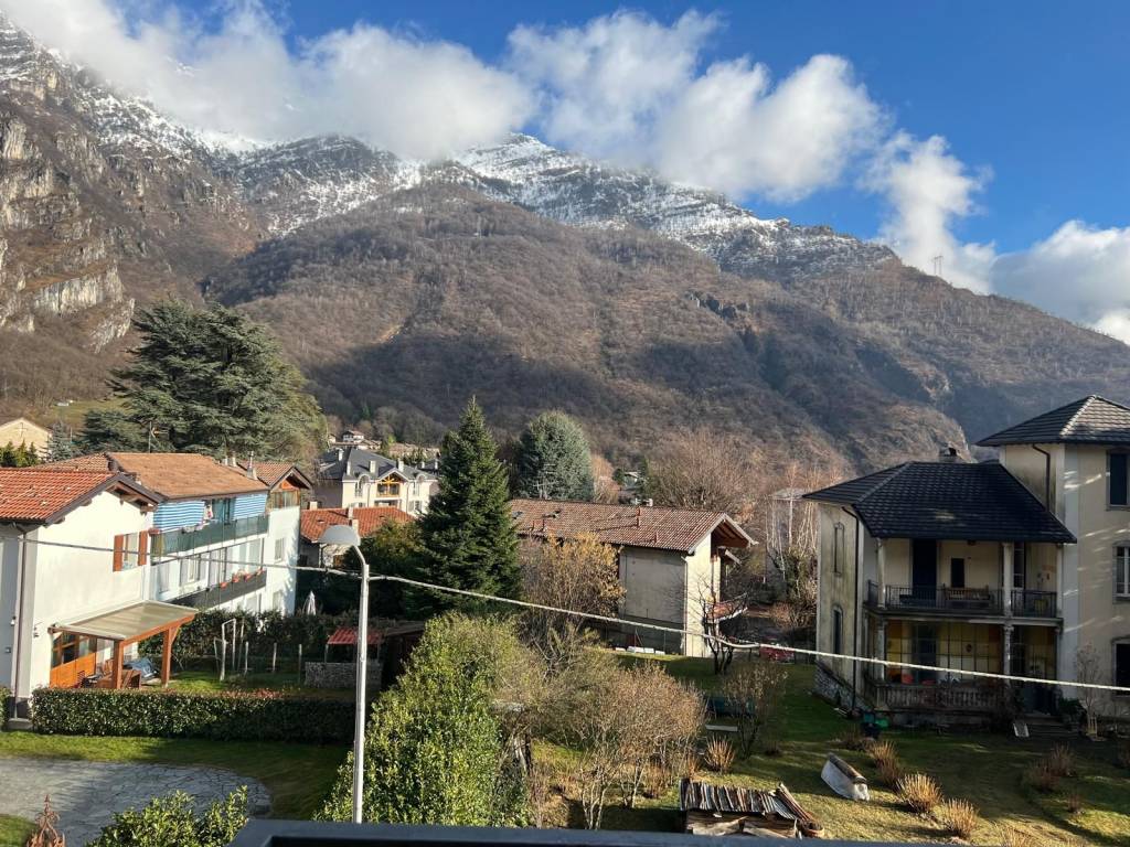 Appartamento a Ballabio in Via Giuseppe Mazzini - Foto 4