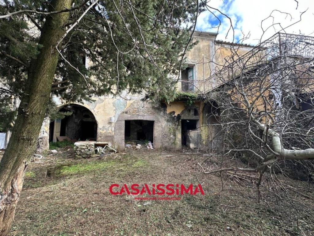Villa a Cava de' tirreni in Via Raffaele Vitale - Foto 4