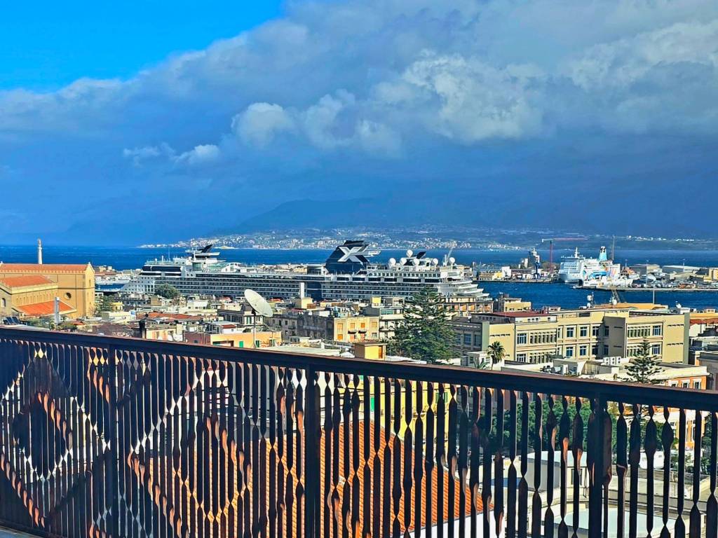 Attico / mansarda a Messina in Viale Luigi Cadorna, 14 - Foto 2