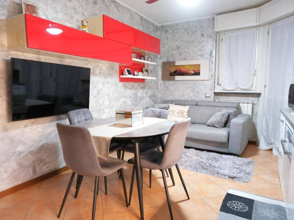 Appartamento a Pioltello in Piazza dei Popoli, 5 - Foto 2