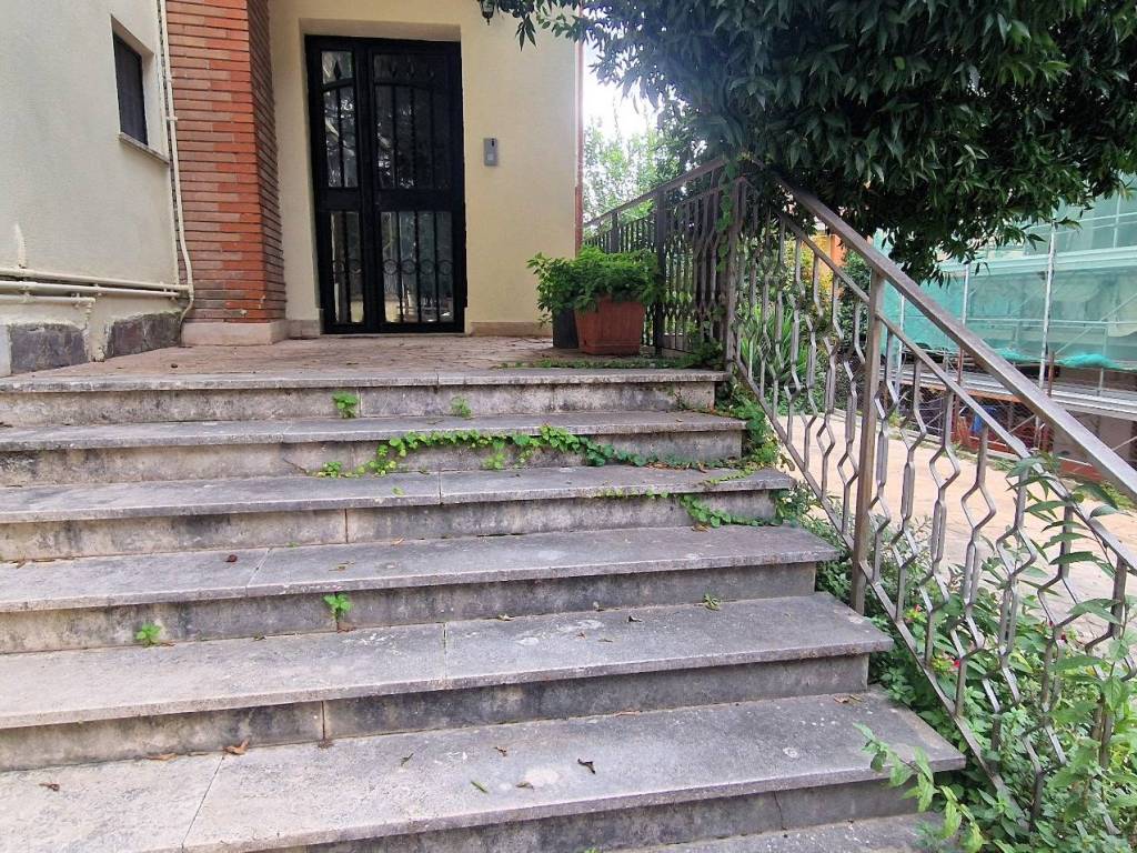 Appartamento a Genzano di roma in Via Edmondo De Amicis, 67 - Foto 4