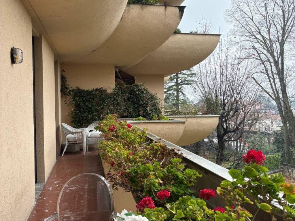 Appartamento a Lecco in Via Graziano Tubi - Foto 4