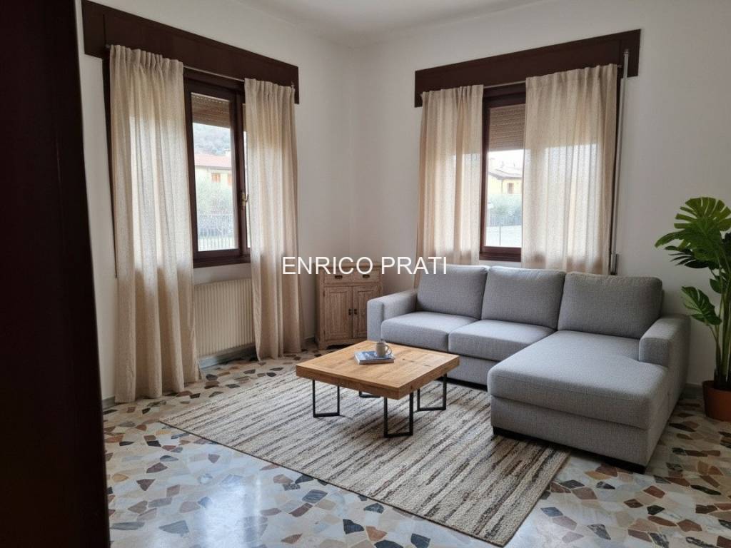 Villa a Pove del grappa in Via Monte Canin, 2 - Foto 2