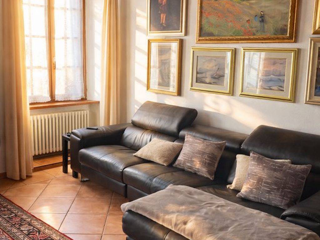 Appartamento a Cannobio in Via Antonio Giovanola, 14 - Foto 2