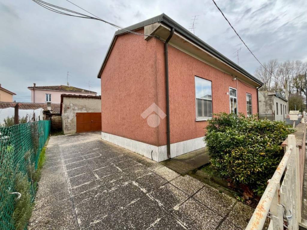 Casa indipendente a Ravenna in Via dello Storno, 14 - Foto 2