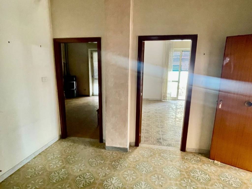 Appartamento a Olevano sul tusciano in Via Croce - Foto 4