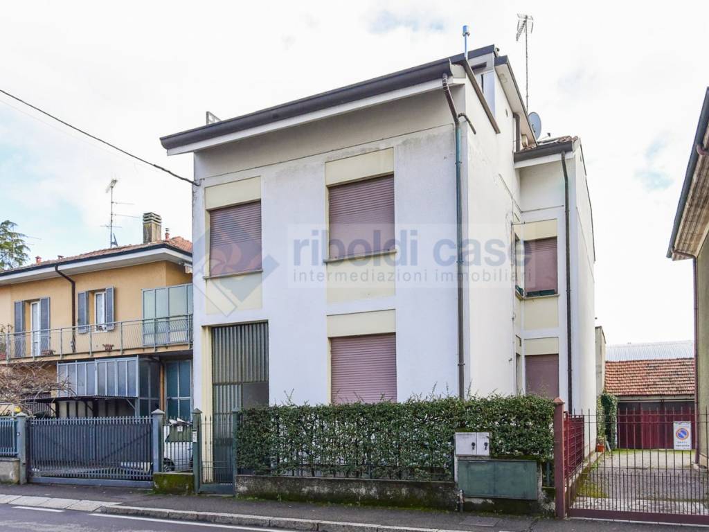 Villa a Mariano comense in VIA SALVO D'ACQUISTO - Foto 2