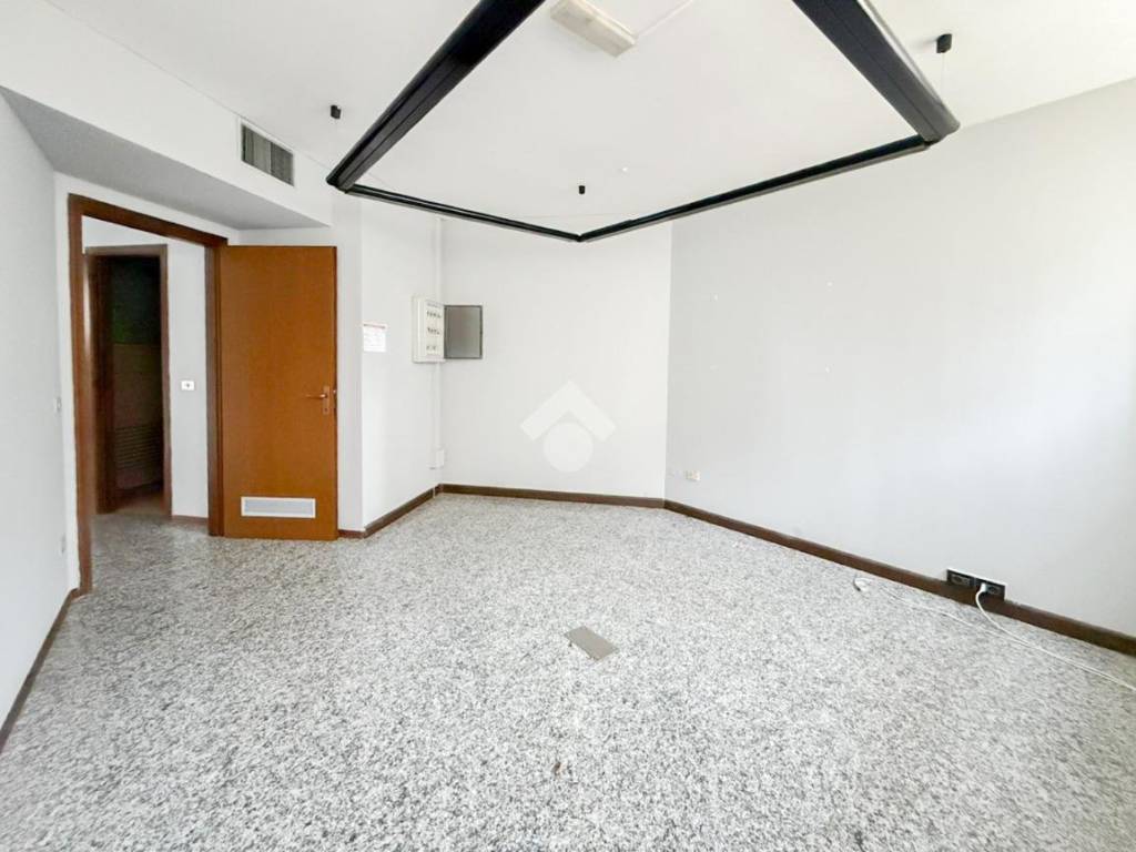 Immobile a Rezzato in Via Milano, 99 - Foto 2