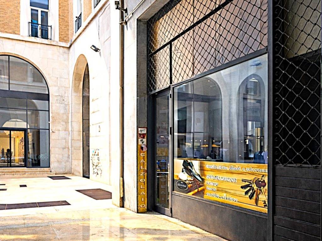 Immobile a Brescia in Piazza della Vittoria - Foto 5