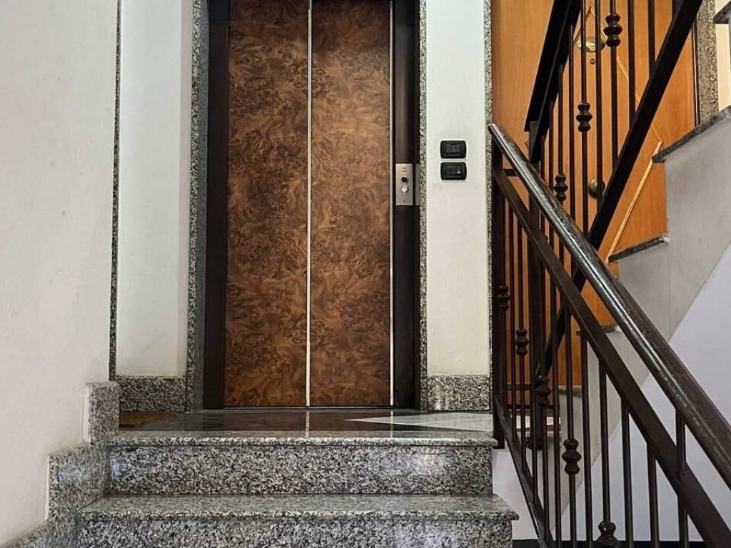 Attico / mansarda a Giugliano in campania in Via Innamorati - Foto 2