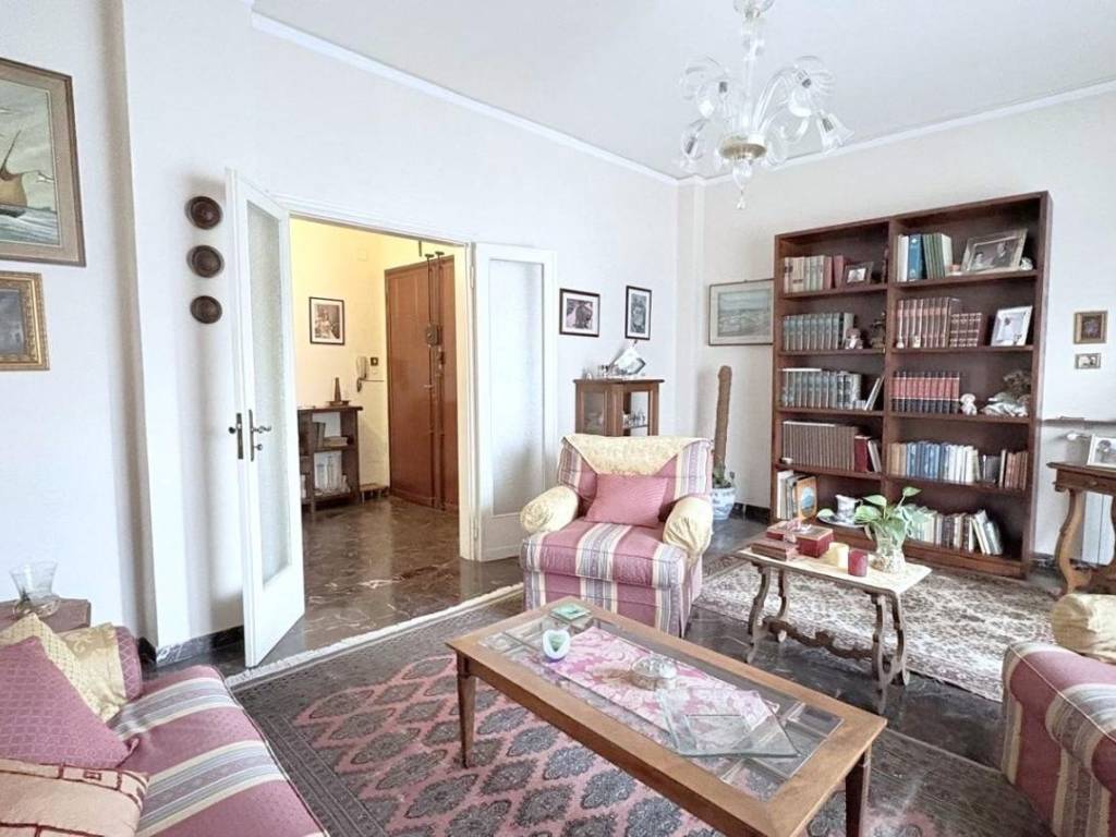 Appartamento a Lucca in Via Francesco Ferraris, , 55100 - Foto 3