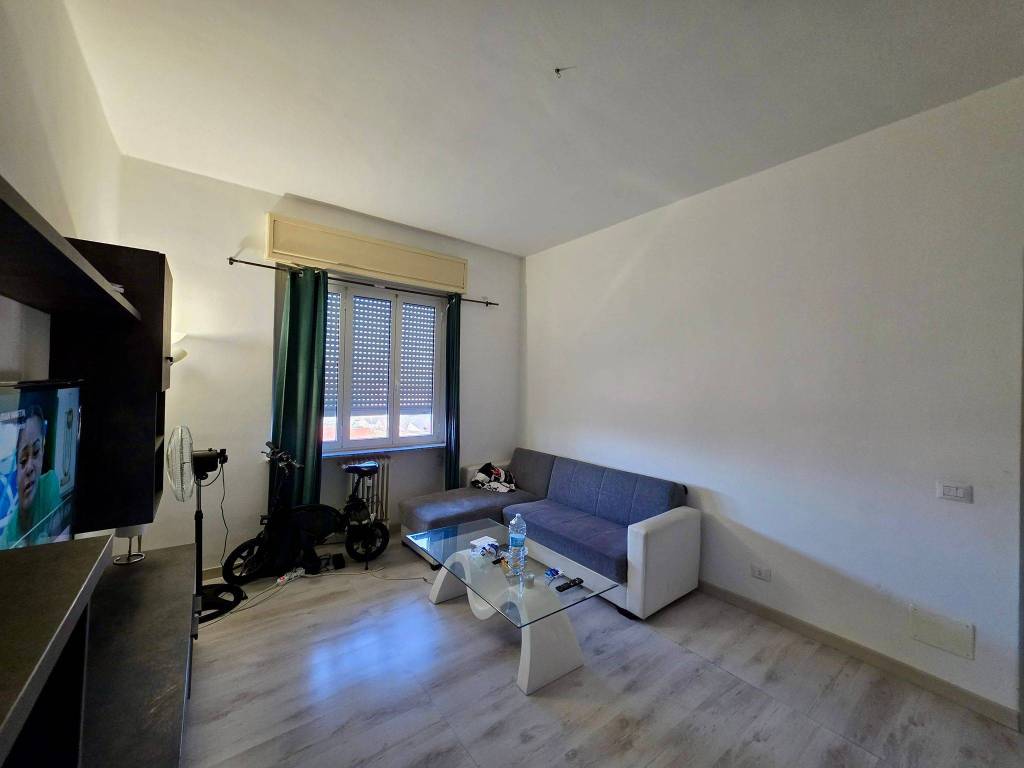 Appartamento a Vercelli in Viale Evangelista Torricelli, 5 - Foto 2