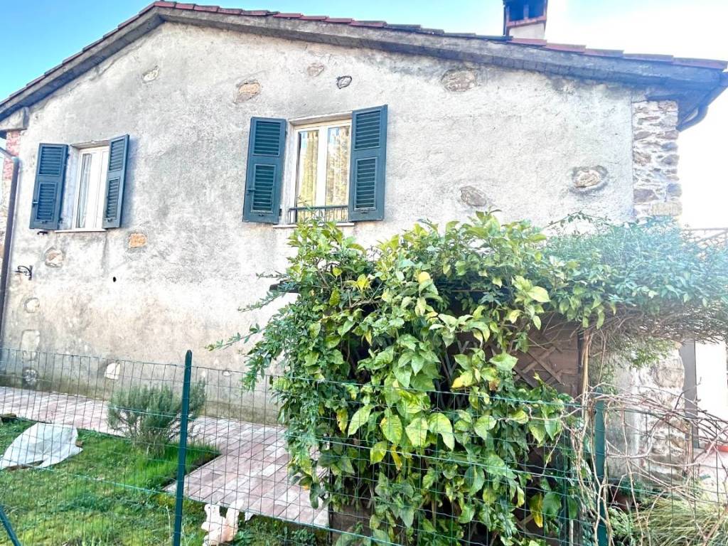 Rustico / casale a Castelnuovo magra in Via Torrente, 1 - Foto 3