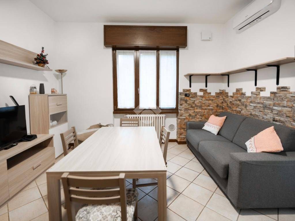 Appartamento a Vedano al lambro in VIA RIMEMBRANZE, 48 - Foto 4