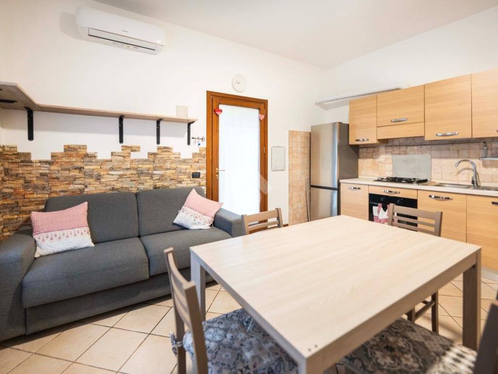 Appartamento a Vedano al lambro in VIA RIMEMBRANZE, 48 - Foto 5