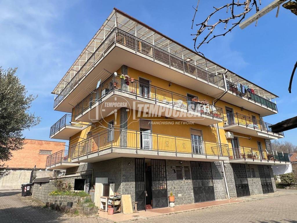 Palazzo / stabile a Caselette in Strada Contessa - Foto 2