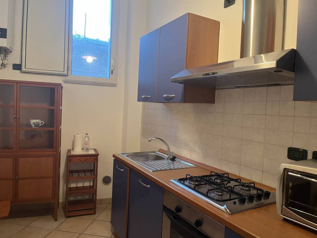 Appartamento a Salerno in Via dei Greci - Foto 4