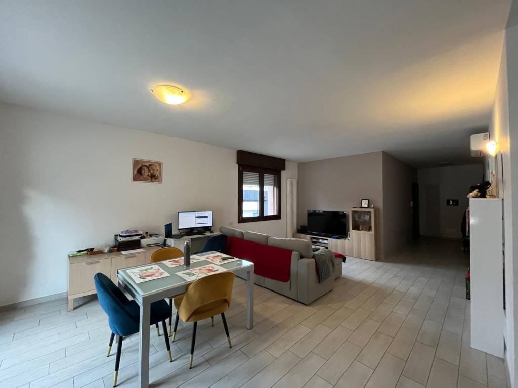 Appartamento a Carpi in Via Marzabotto, 21 - Foto 2