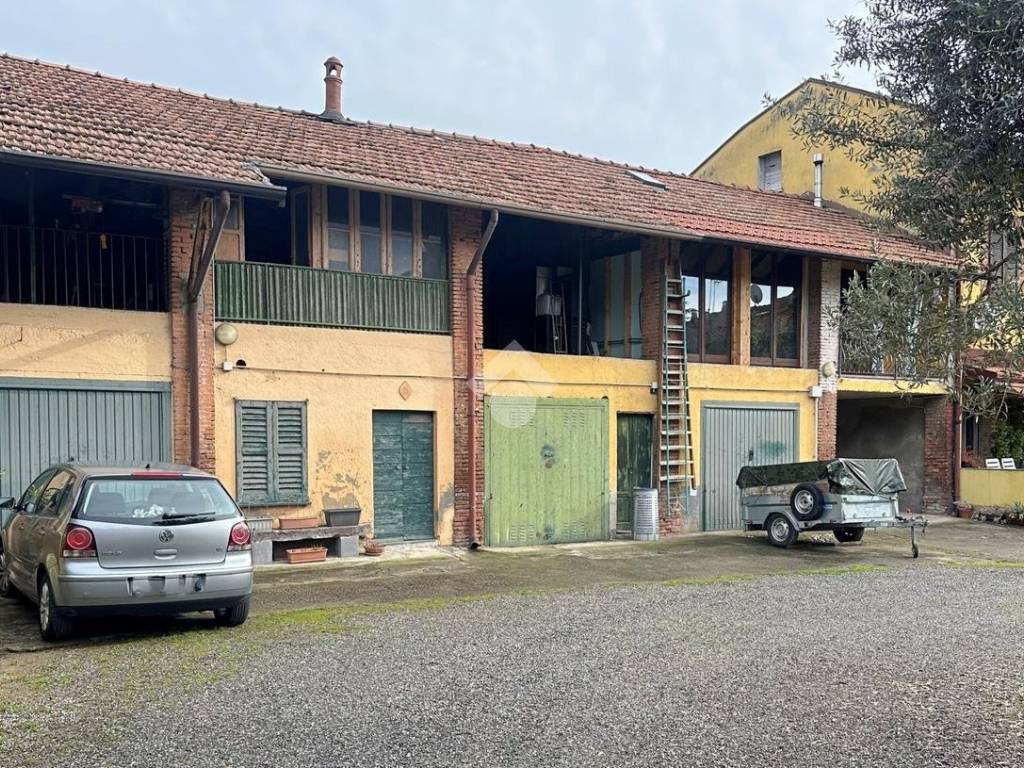 Immobile a Carate brianza in via san bernardo, 3 - Foto 2