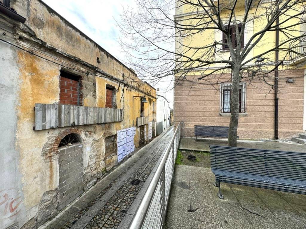 Casa indipendente a Nuoro in Via Giampiero Chironi, 80 - Foto 5