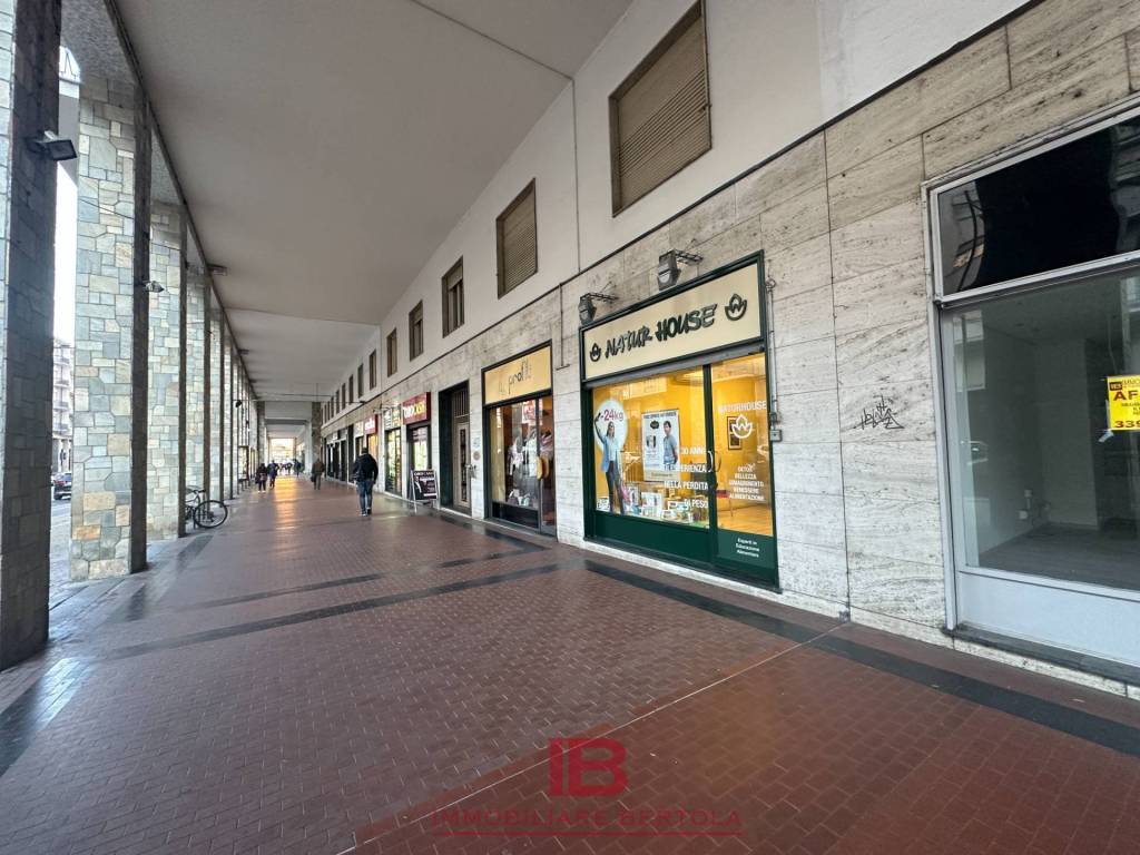 Immobile a Cuneo in CORSO NIZZA, 51 - Foto 2