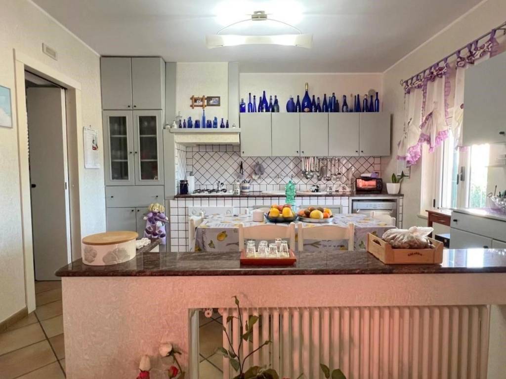 Villa a Ceglie messapica in Via Tratturo Sant'Anna - Foto 5
