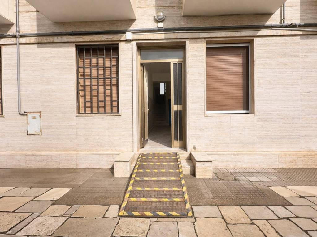 Appartamento a Ladispoli in Via Etruria - Foto 2