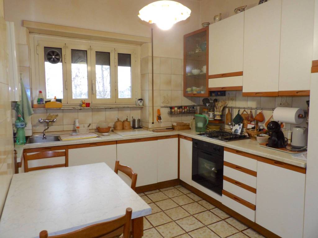 Appartamento a Terni in Via Peschiera - Foto 5