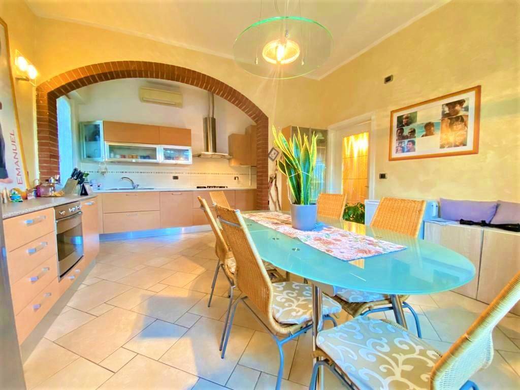 Villa a Bovolone in Via Giuseppe Garibaldi, 52 - Foto 4