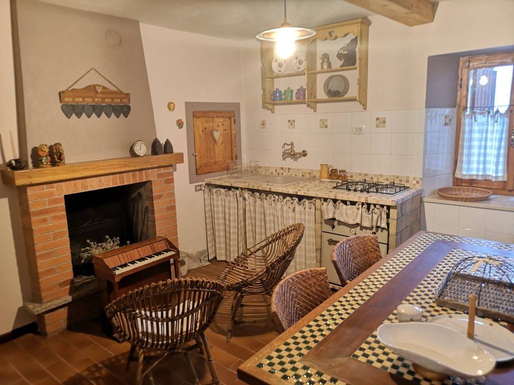 Casa indipendente a Palanzano - Foto 2