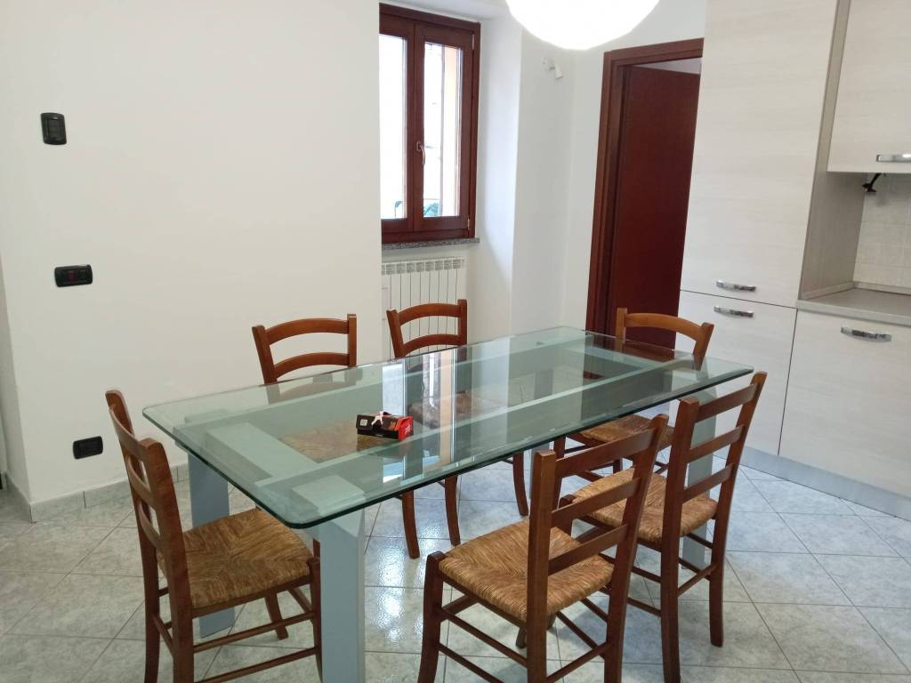 Appartamento a Casorate sempione in Via Genova - Foto 3